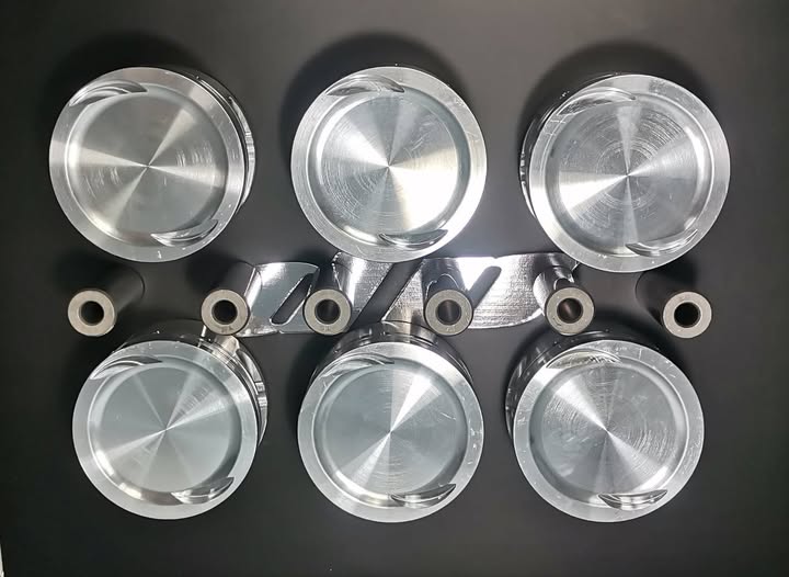 BMW M20B30 Turbo Race Series Pistons 1 BMW M20B30 Turbo Race Series Pistons
